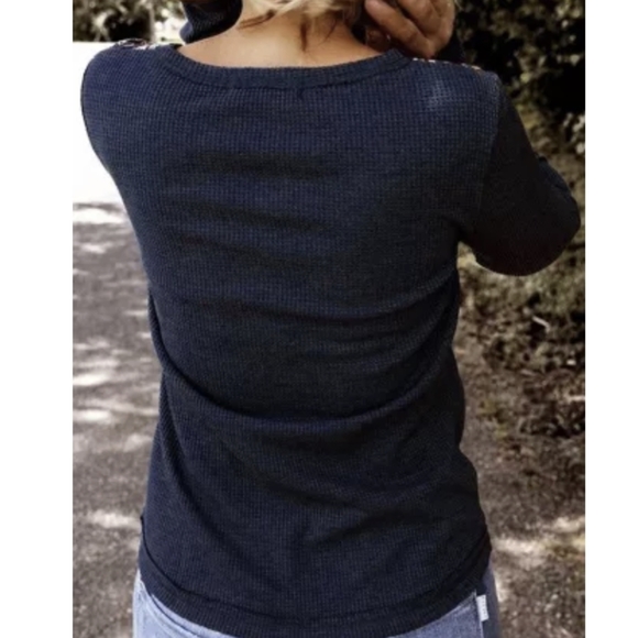 💜 New Adorable Embroidered Waffle Top - Picture 3 of 5